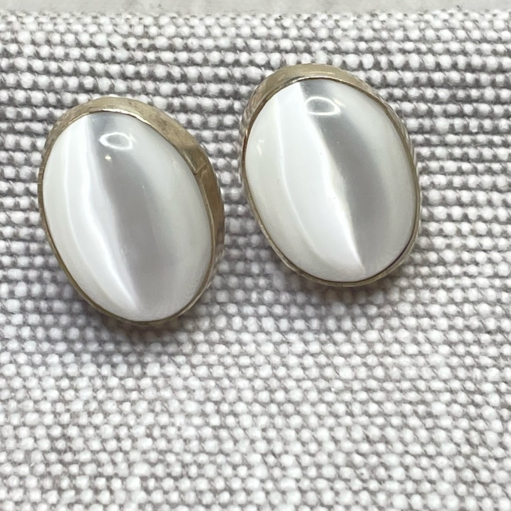 Vintage White Cat’s Eye Post Earrings